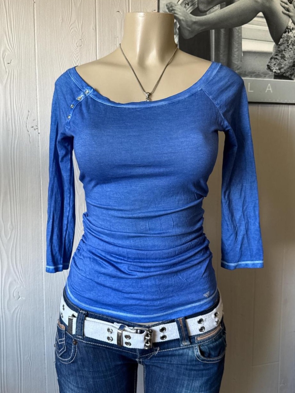 Women’s Royal Blue Scoop Neck 3/4 Sleeve Top